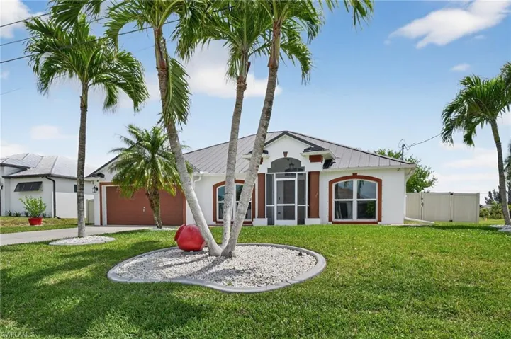 1223 40th Pl, Cape Coral, Florida 33993