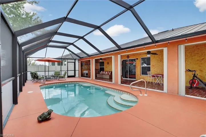 1223 40th Pl, Cape Coral, Florida 33993