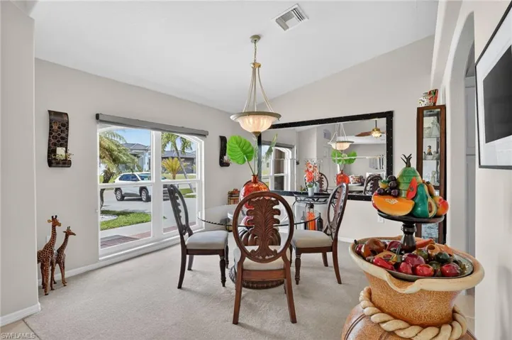 1223 40th Pl, Cape Coral, Florida 33993