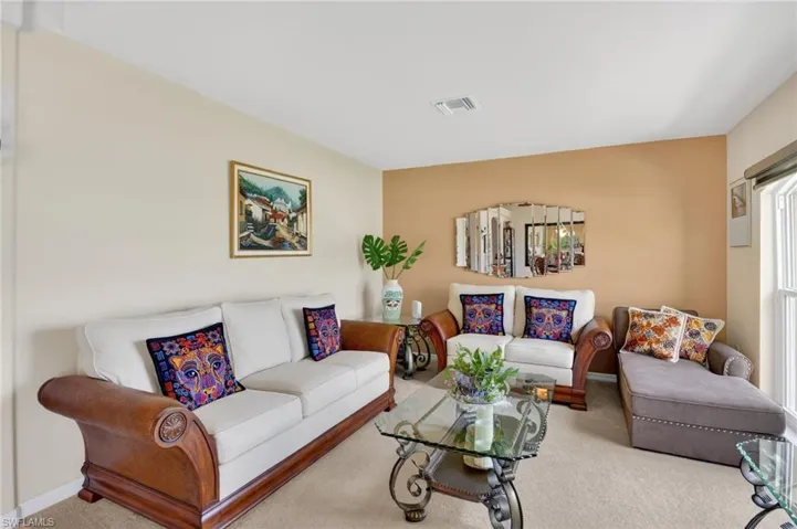 1223 40th Pl, Cape Coral, Florida 33993