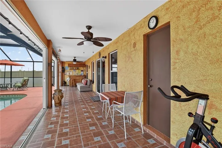 1223 40th Pl, Cape Coral, Florida 33993