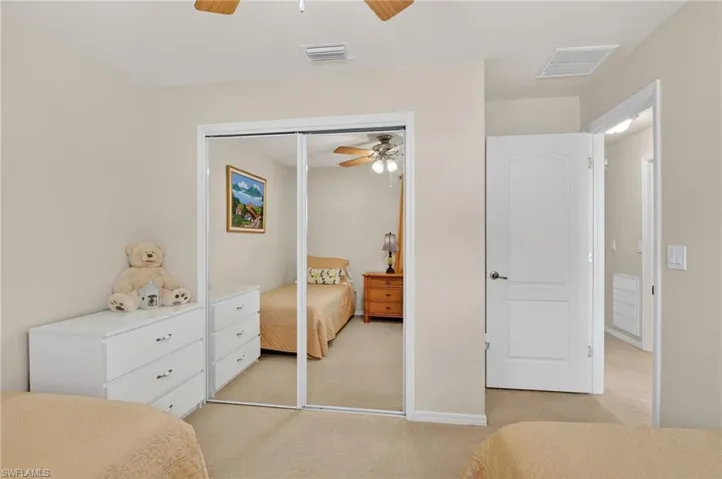 1223 40th Pl, Cape Coral, Florida 33993
