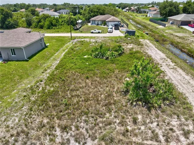 2718 25th St Sw, Lehigh Acres, Florida 33976