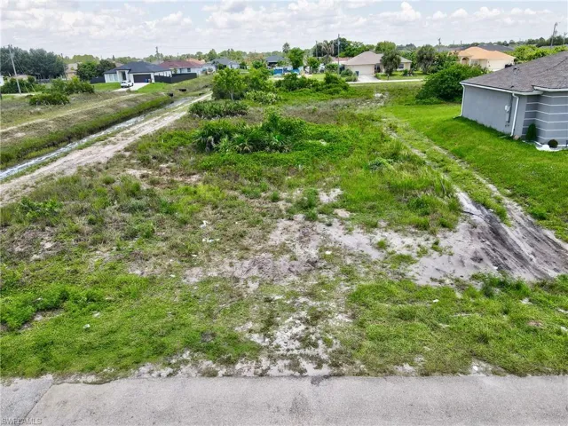 2718 25th St Sw, Lehigh Acres, Florida 33976