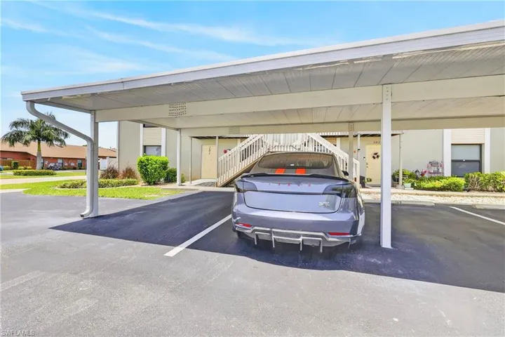 4708 Sw 8th Pl 201, Cape Coral, Florida 33914