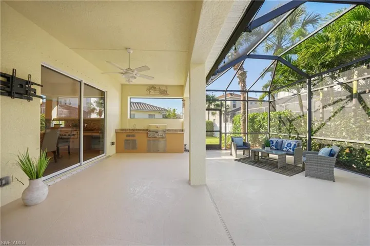 Spacious Under Truss Lanai