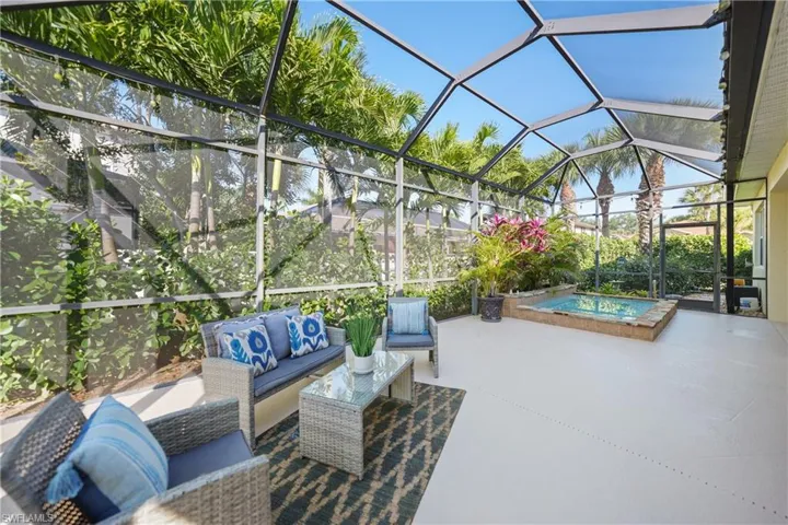 Your private Lanai and relaxing garden spa awaits!