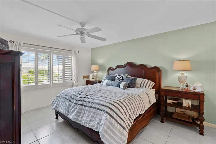 1930 Gulf Shore Blvd N A302-s, Naples, Florida 34102