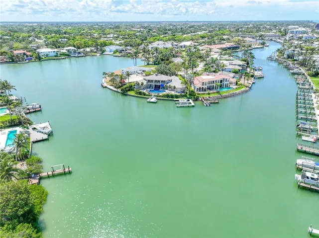 1930 Gulf Shore Blvd N A302-s, Naples, Florida 34102