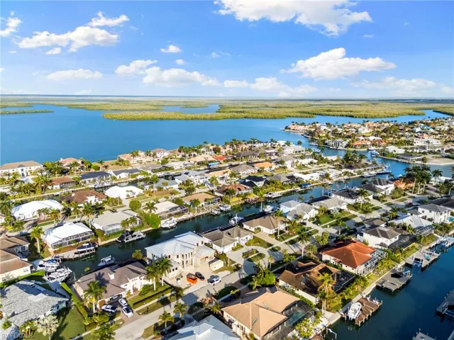 263 Rockhill Ct, Marco Island, Florida 34145