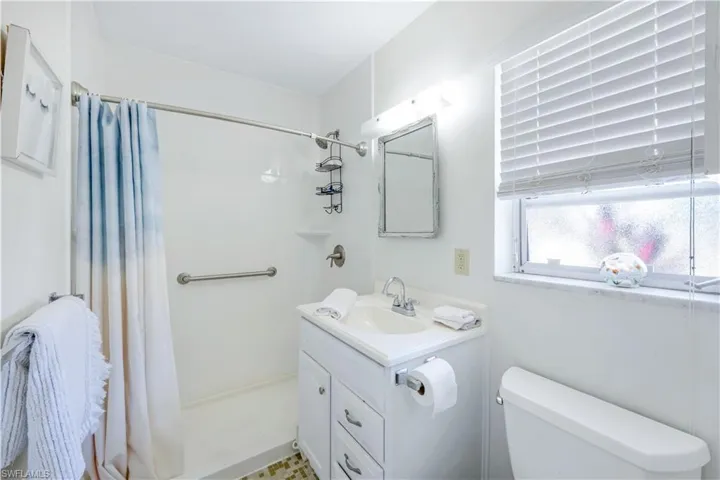 Second full bath featuring a walk in shower.