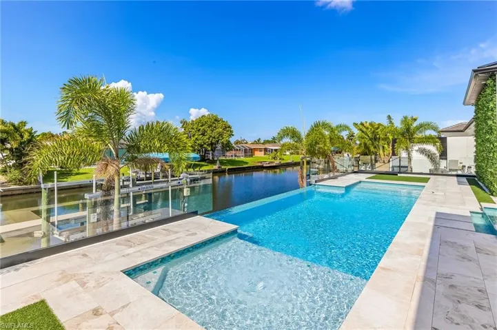 156 Sw 52nd Ter, Cape Coral, Florida 33914