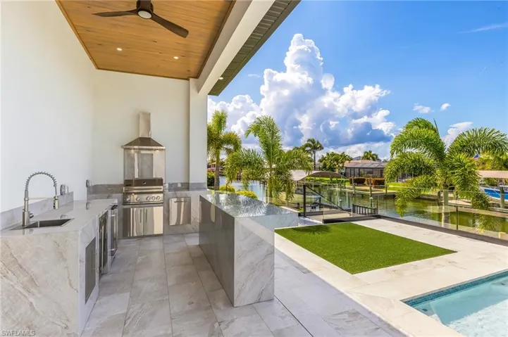 156 Sw 52nd Ter, Cape Coral, Florida 33914