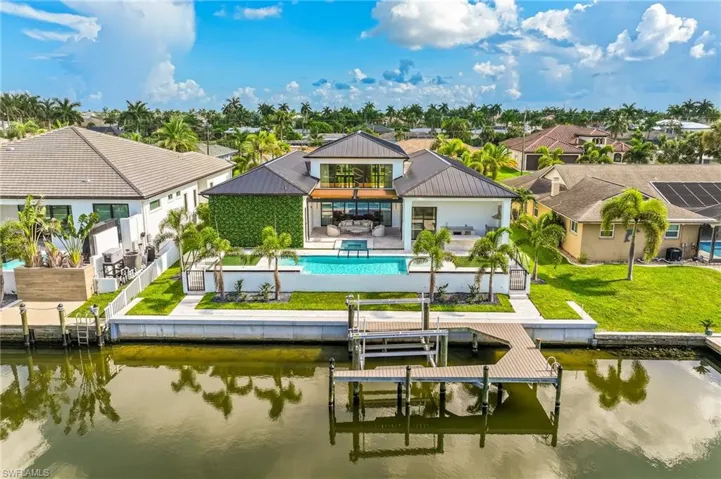 156 Sw 52nd Ter, Cape Coral, Florida 33914