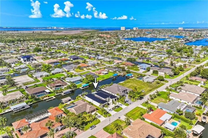 156 Sw 52nd Ter, Cape Coral, Florida 33914