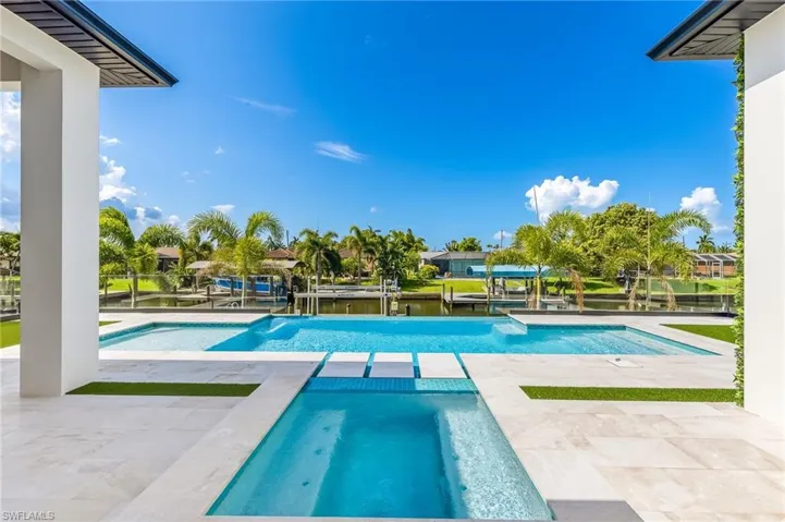 156 Sw 52nd Ter, Cape Coral, Florida 33914
