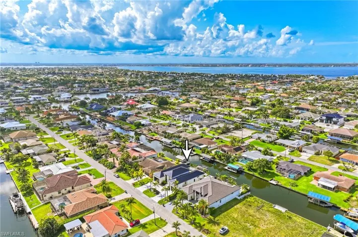 156 Sw 52nd Ter, Cape Coral, Florida 33914