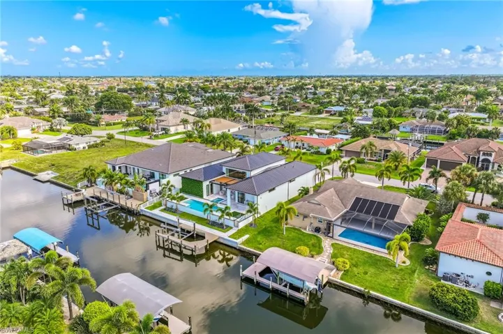 156 Sw 52nd Ter, Cape Coral, Florida 33914