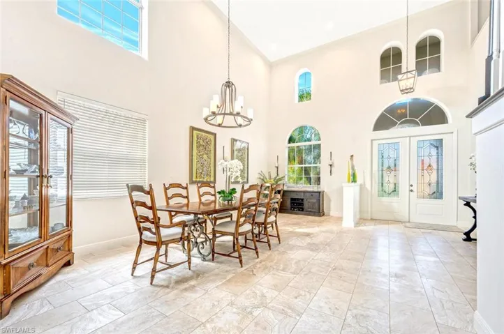 5628 Lago Villaggio WAY, NAPLES FL 34104