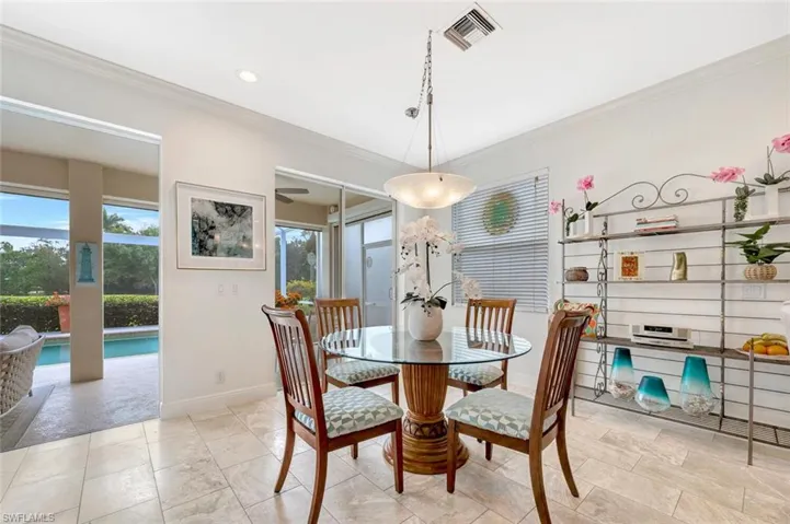 5628 Lago Villaggio WAY, NAPLES FL 34104