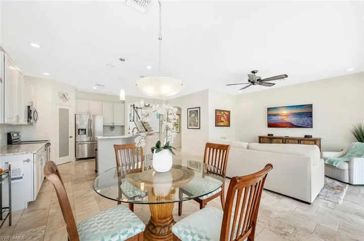 5628 Lago Villaggio WAY, NAPLES FL 34104