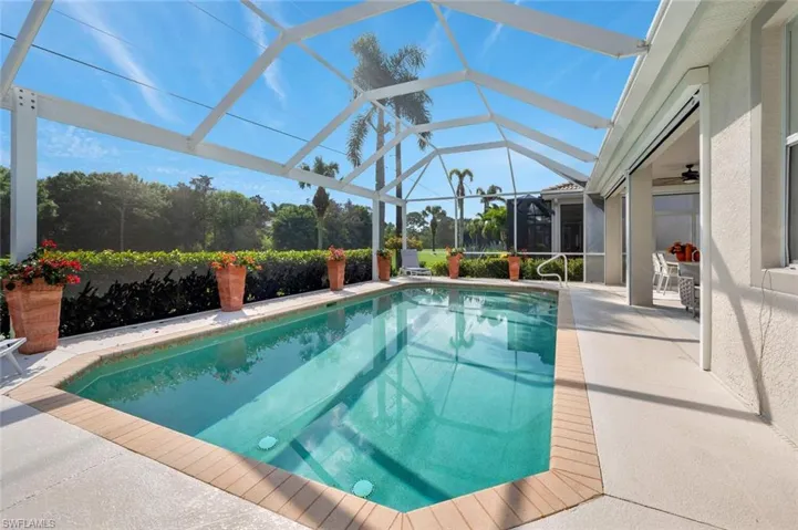 5628 Lago Villaggio WAY, NAPLES FL 34104