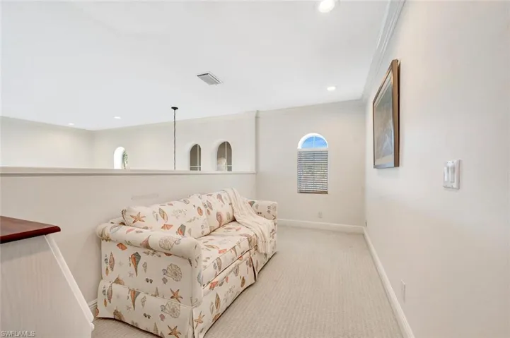 5628 Lago Villaggio WAY, NAPLES FL 34104
