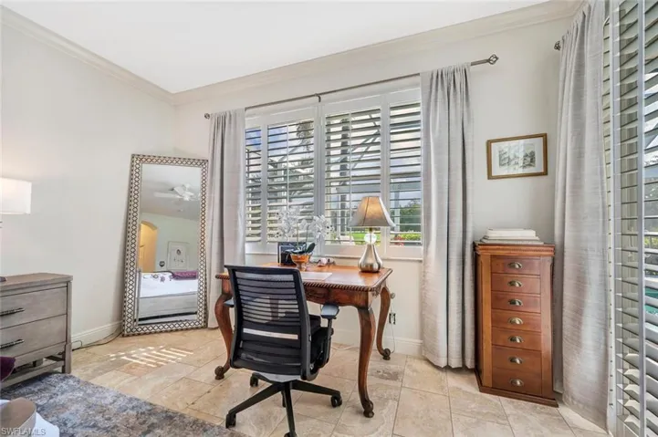 5628 Lago Villaggio WAY, NAPLES FL 34104
