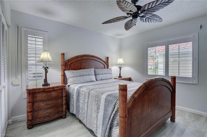 5863 Cobblestone LN # F106, NAPLES FL 34112