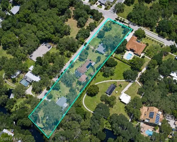 1063 Shadowlawn Dr, Naples, Florida 34104