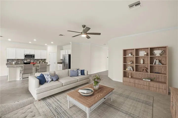 11555  Golden Oak  TER, Fort Myers, FL 33913