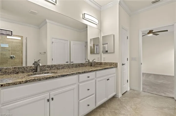 11555  Golden Oak  TER, Fort Myers, FL 33913