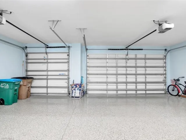 3-car Garage