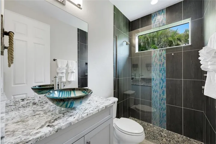 1927 Sw 47th Ter, Cape Coral, Florida 33914