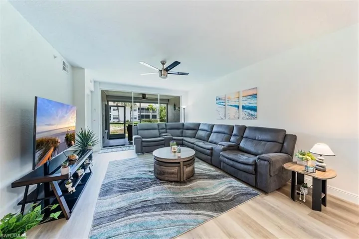 6914 Satinleaf Rd N 103, Naples, Florida 34109