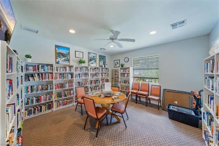 6914 Satinleaf Rd N 103, Naples, Florida 34109