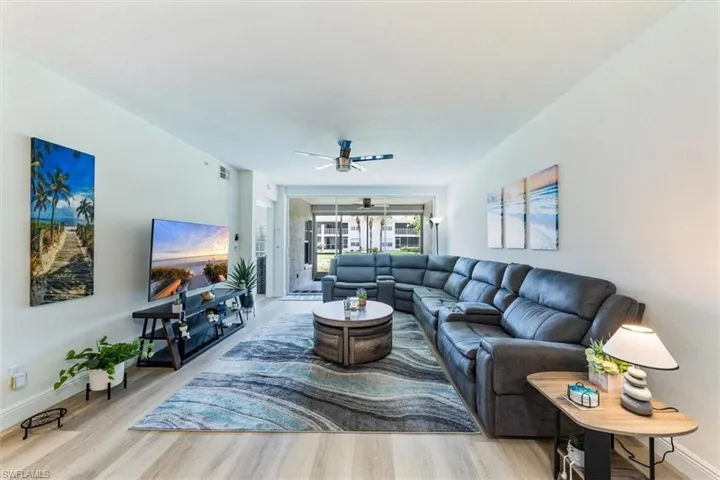 6914 Satinleaf Rd N 103, Naples, Florida 34109