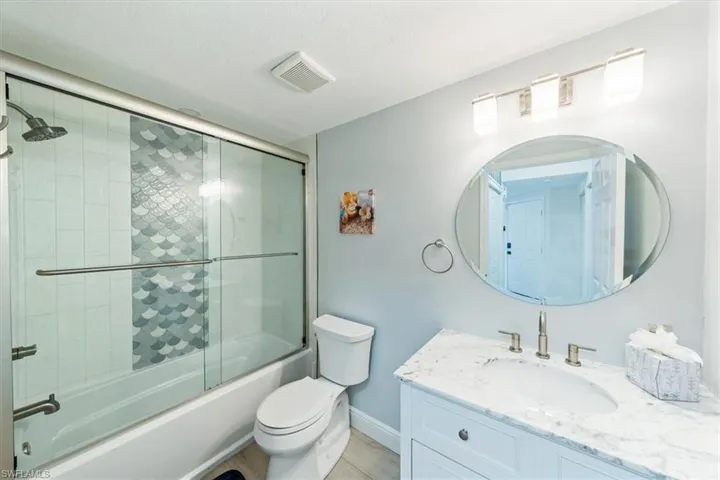 6914 Satinleaf Rd N 103, Naples, Florida 34109