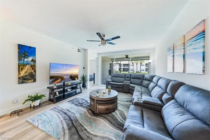 6914 Satinleaf Rd N 103, Naples, Florida 34109