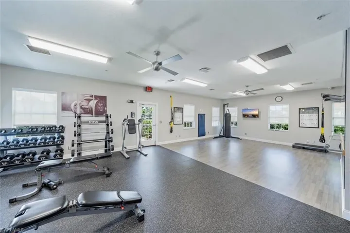 6914 Satinleaf Rd N 103, Naples, Florida 34109