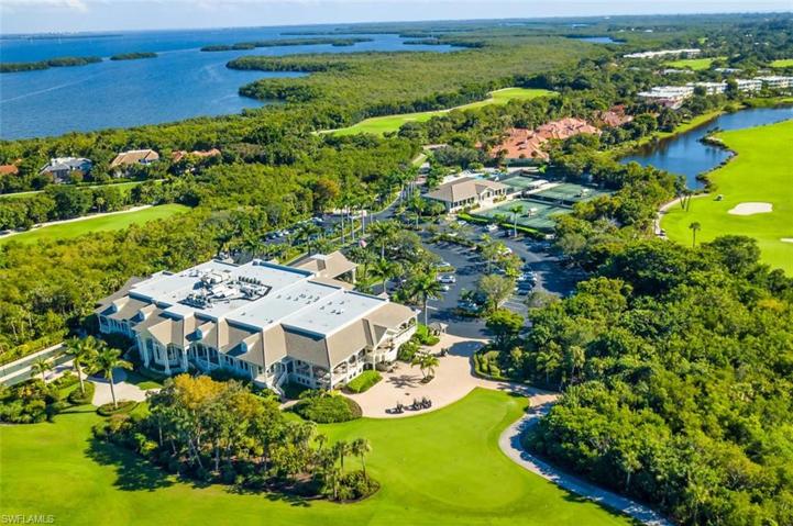 Sanbill-Country-Club-Courts-Pool