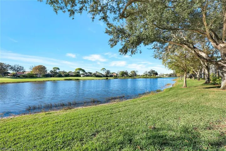 PREMIUM LAKE & GOLF VIEW