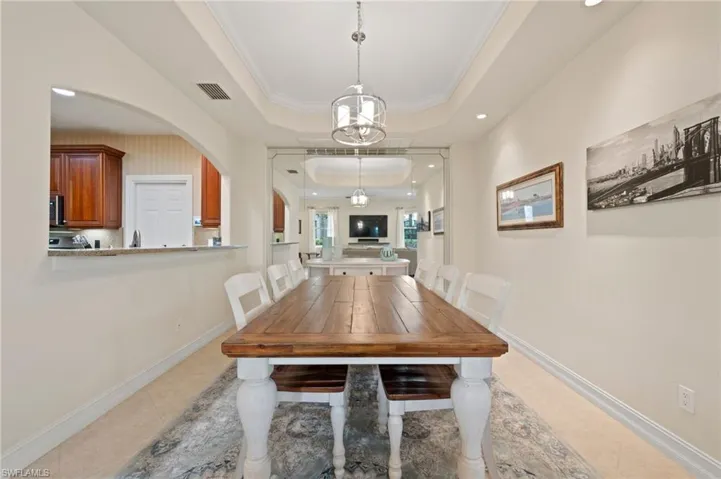 2809  TIBURON E BLVD, Naples, FL 34109