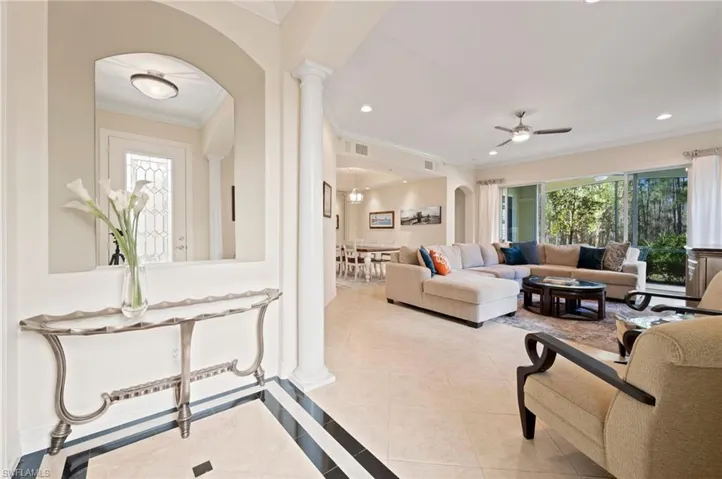 2809  TIBURON E BLVD, Naples, FL 34109
