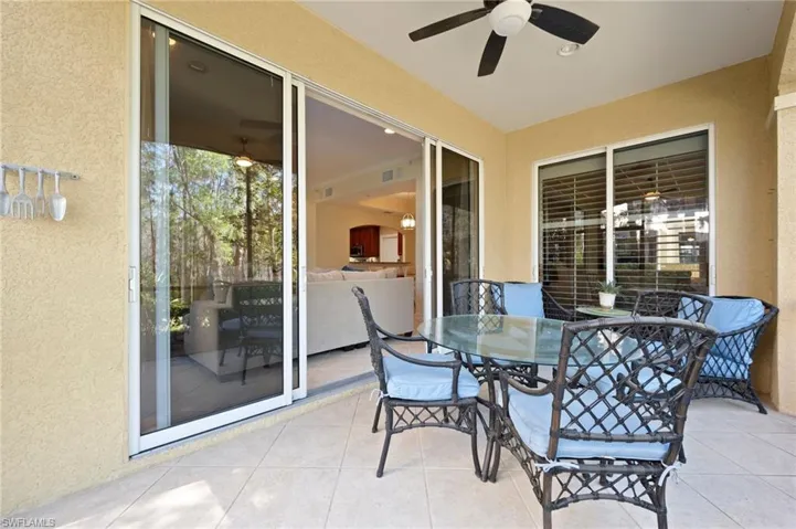 2809  TIBURON E BLVD, Naples, FL 34109