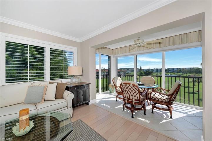 End-unit Lanai View