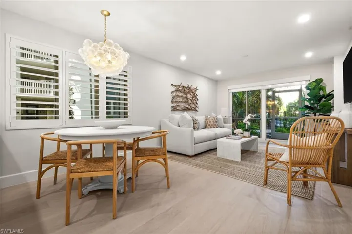 1300 Gulf Shore Blvd N # 109, Naples, Florida 34102