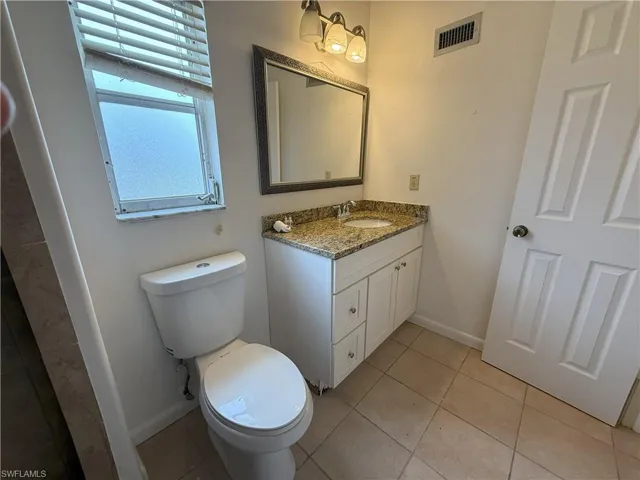 1020 SE 21st  ST, Cape Coral, FL 33990
