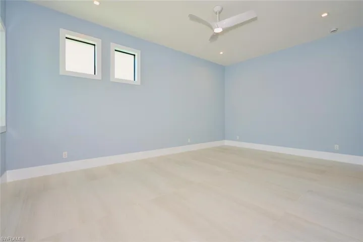 938 San Carlos Dr, Fort Myers Beach, Florida 33931