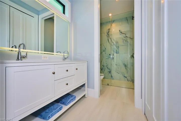 938 San Carlos Dr, Fort Myers Beach, Florida 33931